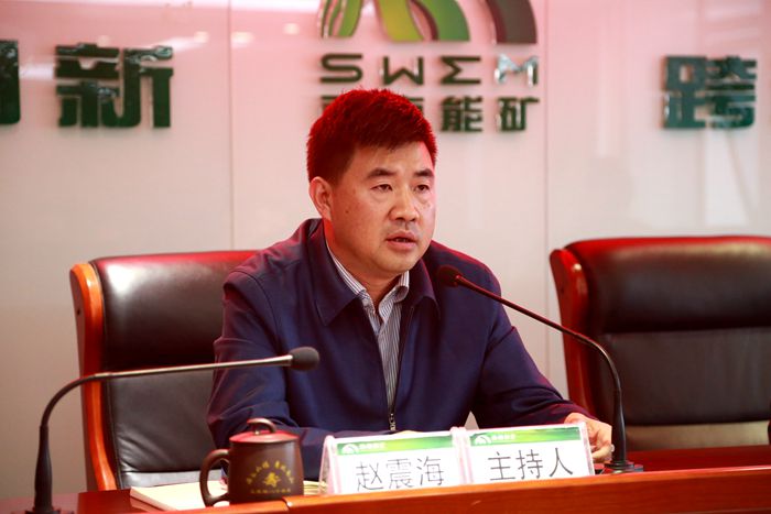震海集团董事长李华_卓越集团李华老婆照片(2)