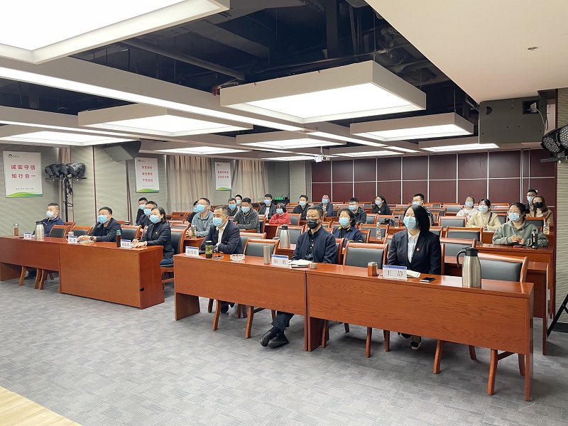 2.西能建工在筑党员干部1.jpg